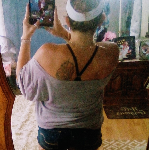 Marilyn Gray Off Shlder Tee Sz XL - Picture 3 of 4